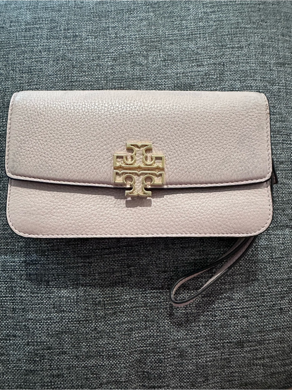 Tory Burch Blush Pink Pebbled Leather Wristlet with Gold Logo